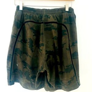 Lululemon Lined Shorts Unsized 9” Inseam 26” Waist Green Camouflage Men’s Small?